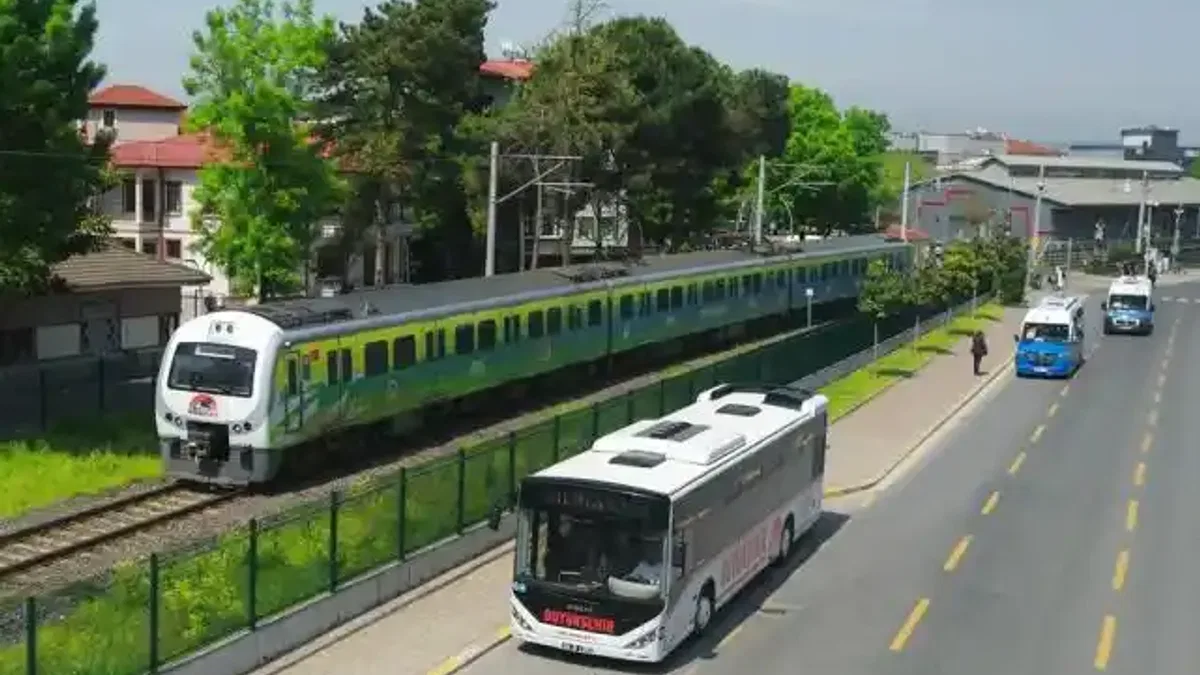Sakarya Büyükşehir’den toplu taşımaya takviye