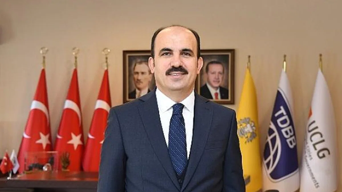Başkan Altay 24 Kasım Öğretmenler Günü'nü Kutladı