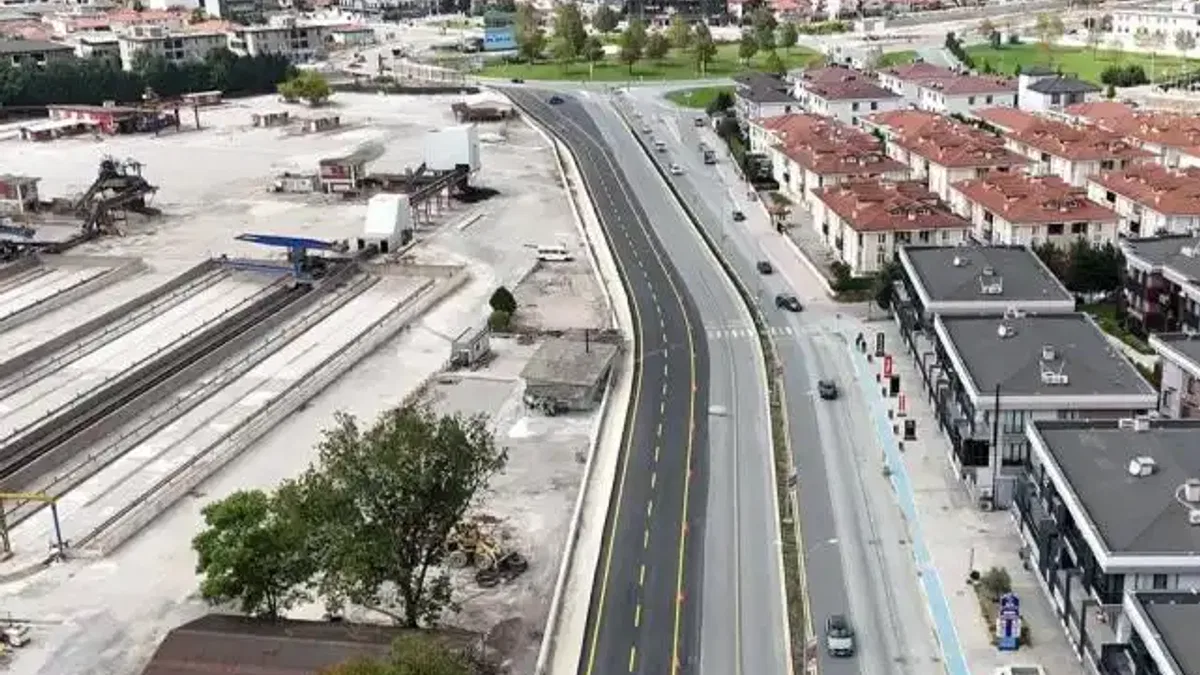 Sakarya Yazlık Kavşağı ile Millet Bahçesi arasındaki yol genişletme tamamlandı
