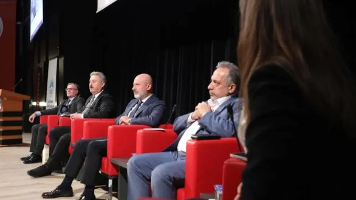 Mustafa Palancıoğlu 'kentsel dönüşüm'ü anlattı