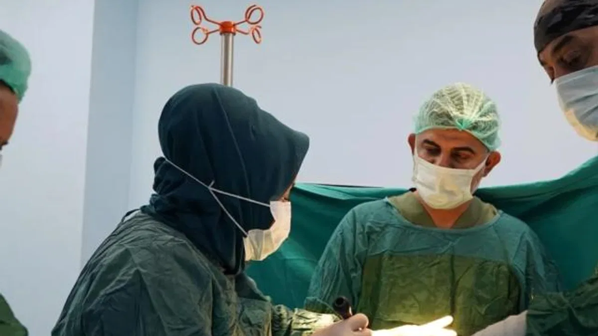 Batman’da alt çene kırığına ilk açık cerrahi müdahale