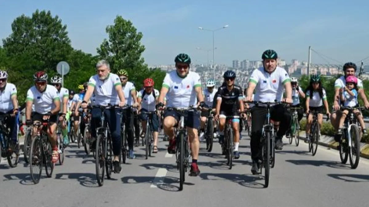 Kocaeli'de çevre için pedal çevirdiler