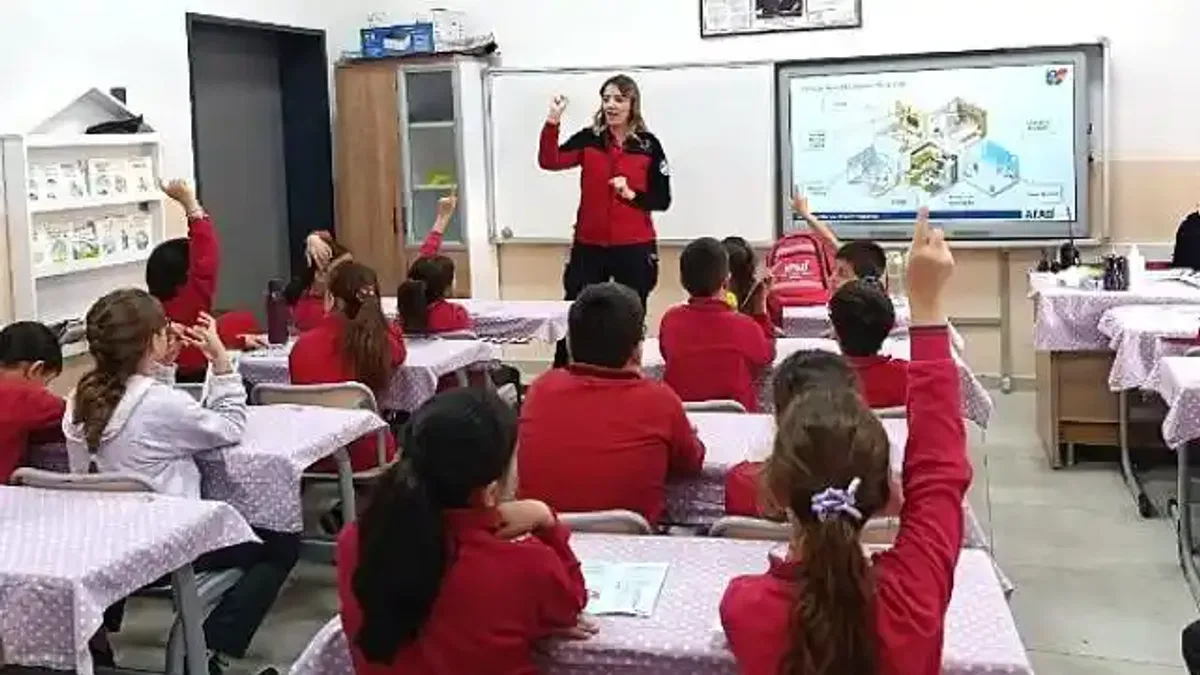 Afet Farkındalık Eğitimleri Devam Ediyor