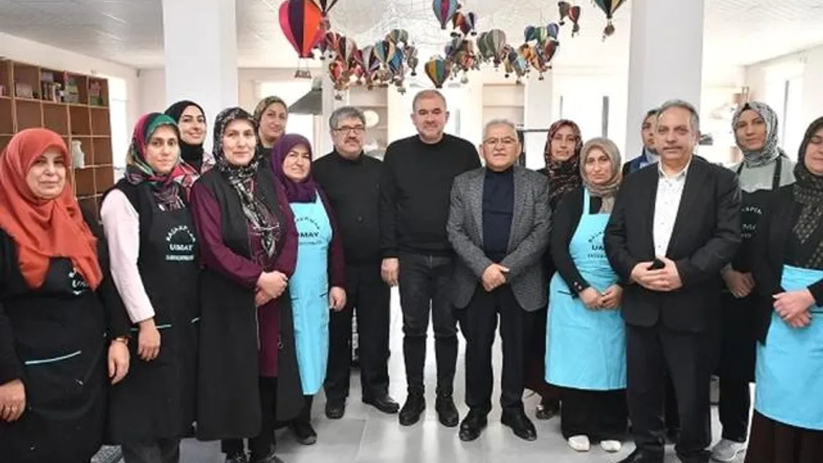Kayseri Büyükşehir'den kadın kooperatifine ziyaret