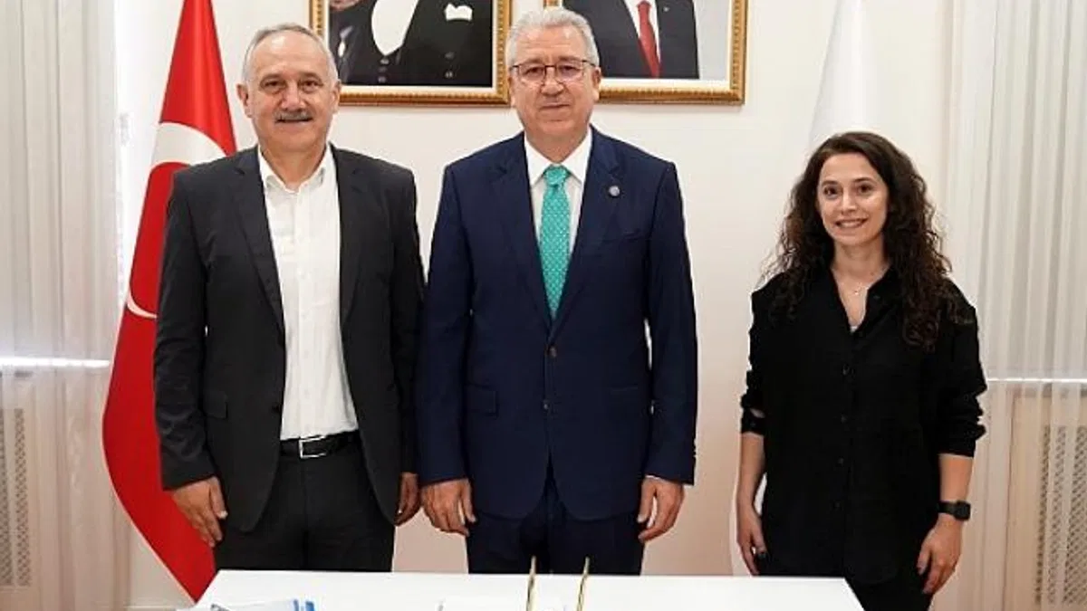 Egeli akademisyen Prof. Dr. Yaşa ve ekibi yeni bir bakteri türünü literatüre kazandırdı