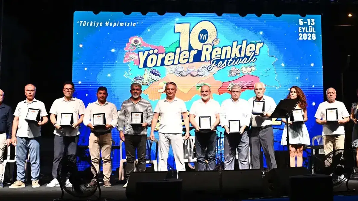 Antalya’da Yöreler Renkler Festivali’nde Güneydoğu Anadolu Gecesi