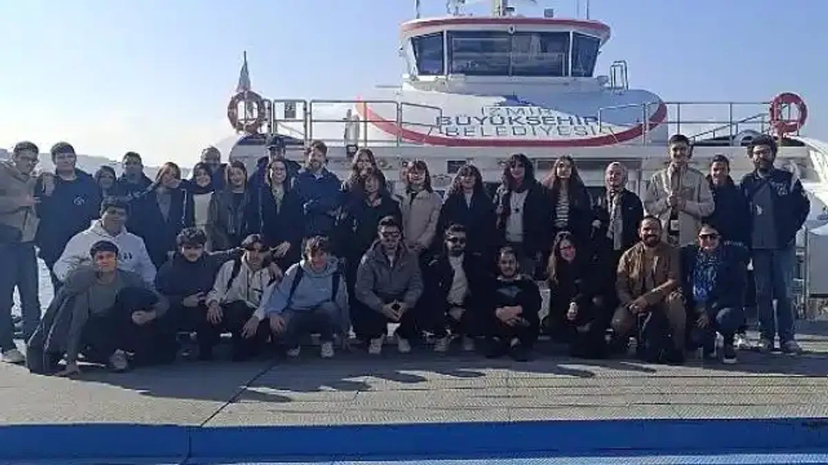 Türk ve Alman öğrenciler İzmir'de buluştu