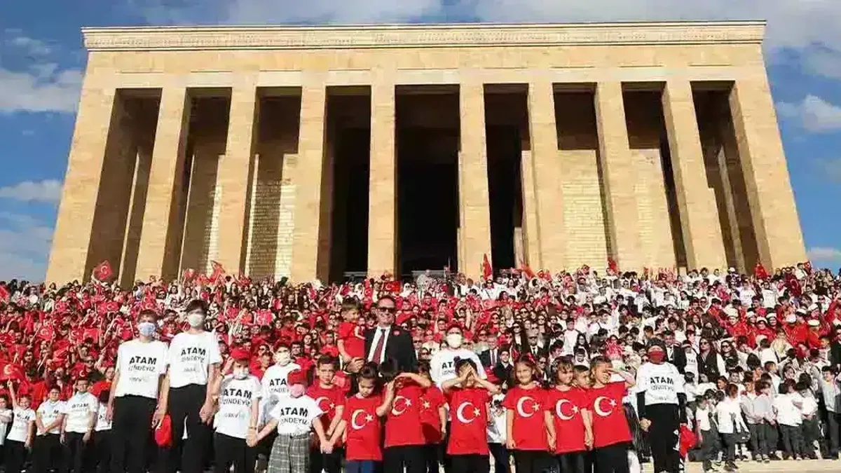 LÖSEV'den Atatürk’ün huzuruna davet