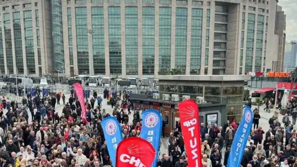 İmamoğlu'nun babası ve oğluna yurtdışına çıkış yasağı!