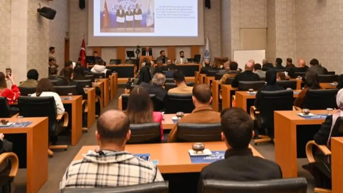 Üniversite öğrencileri Selçuklu meclisinde