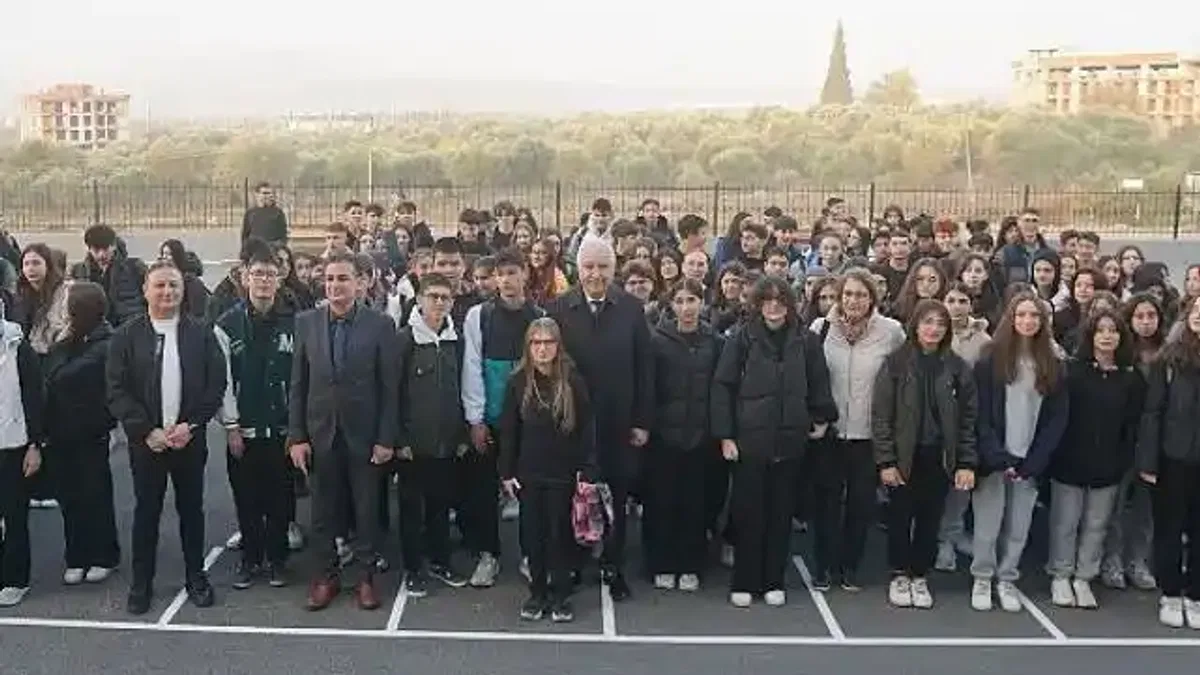 Ulucak Hasan Türkmen Anadolu Lisesi'nde İlk Ders Zili Çaldı