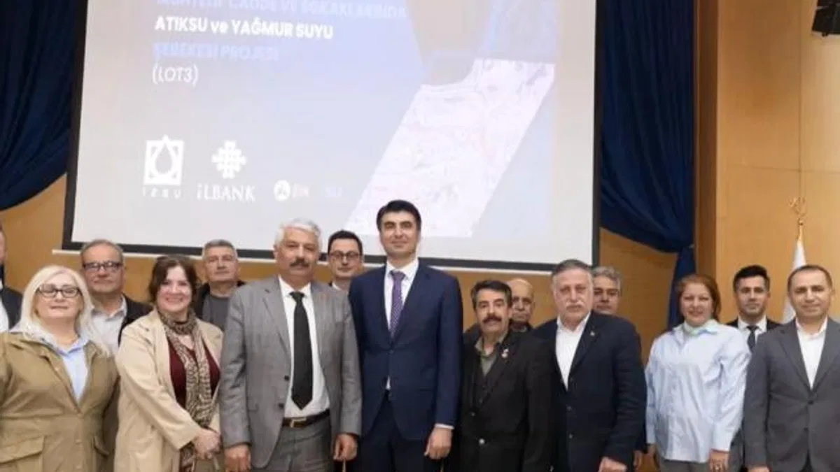 İzmir'de Konak ve Karabağlar'da hayata geçireceği  projeler halka tanıtıldı
