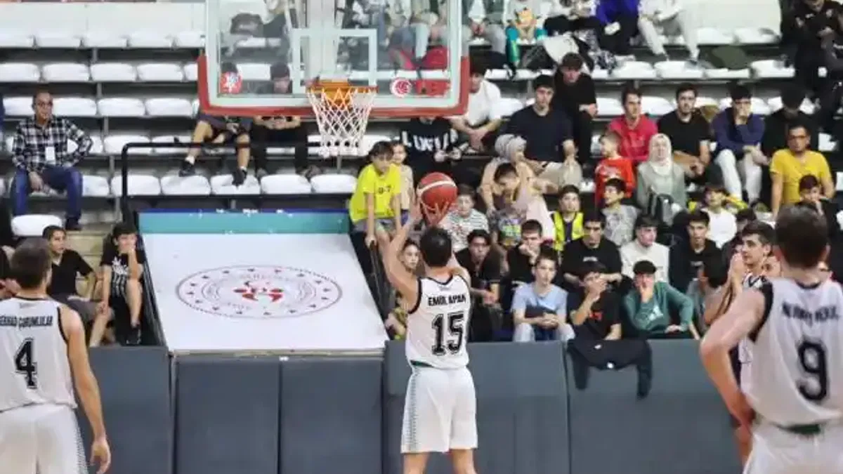 Sakarya Basket sezonun ilk yarısını seyircisi önünde kapatıyor