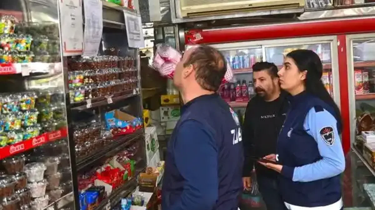 İzmir Karabağlar'da yeni yıl öncesi denetimler yoğunlaştı