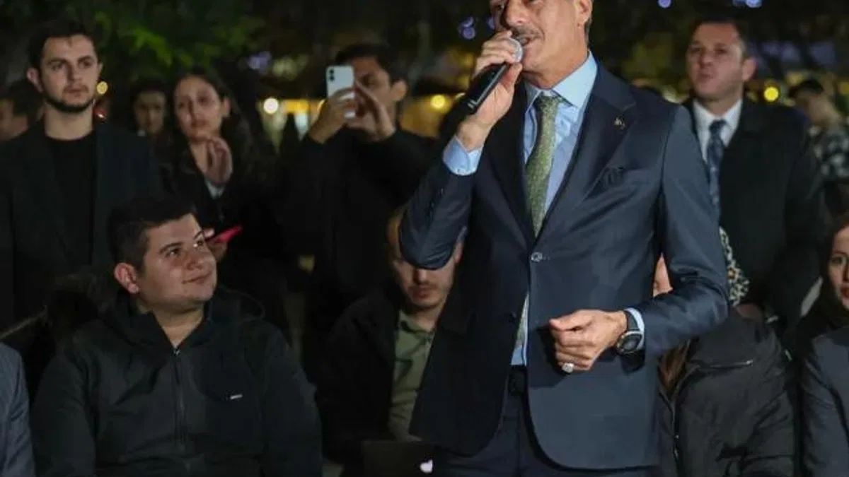 Sakarya'da Başkan Alemdar, üniversitelilerle buluştu
