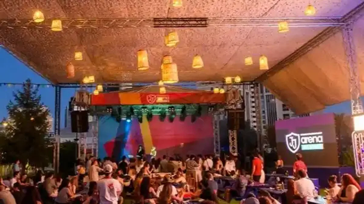Yaz akşamlarına yeni soluk... JJ Arena Garden açıldı