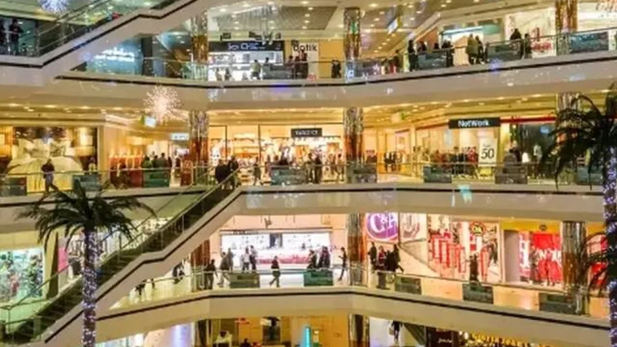AVM’lere girişler ücretli mi olacak? İşte o açıklama