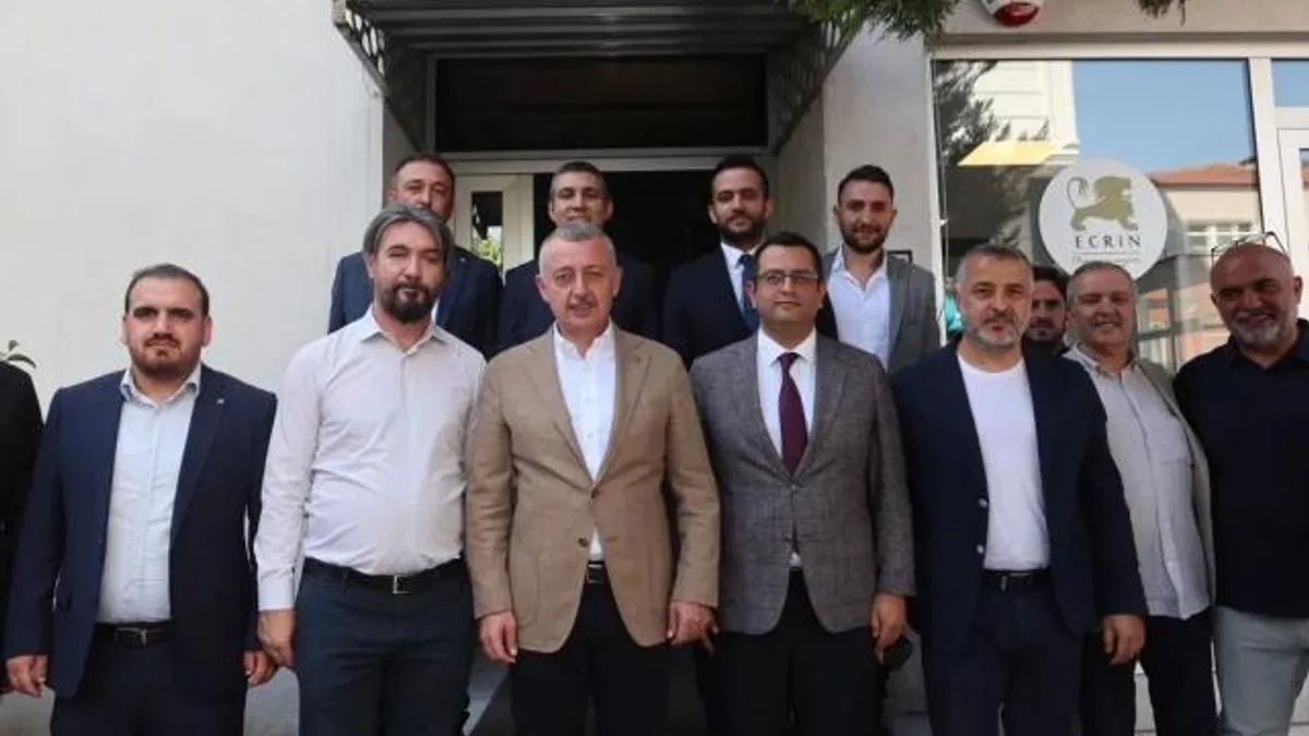 Başkan Büyükakın, İnşaat Mühendislerine konuk oldu