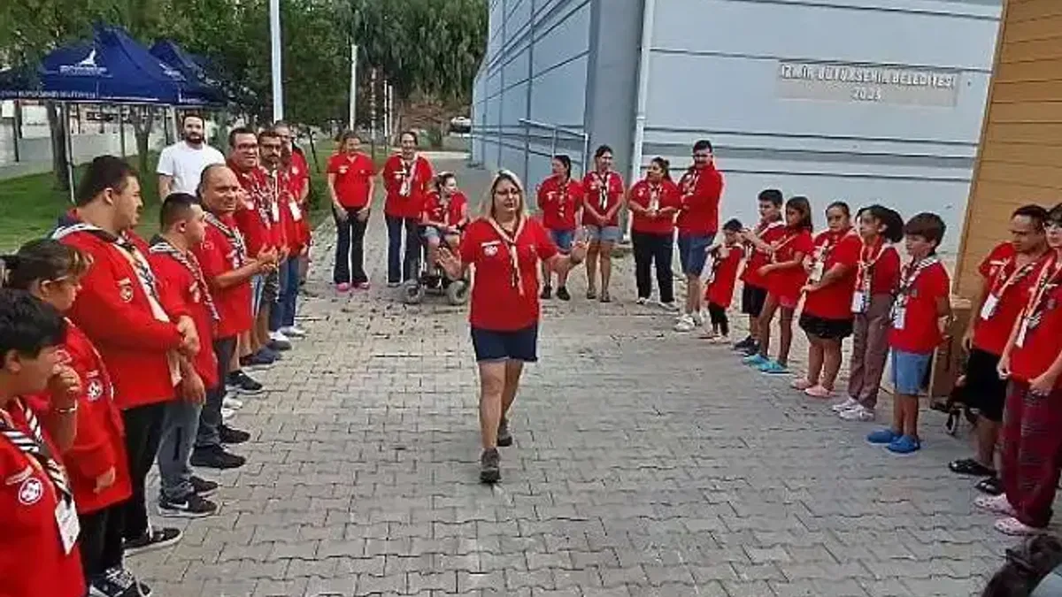 İzcilerin kamp mesaisi