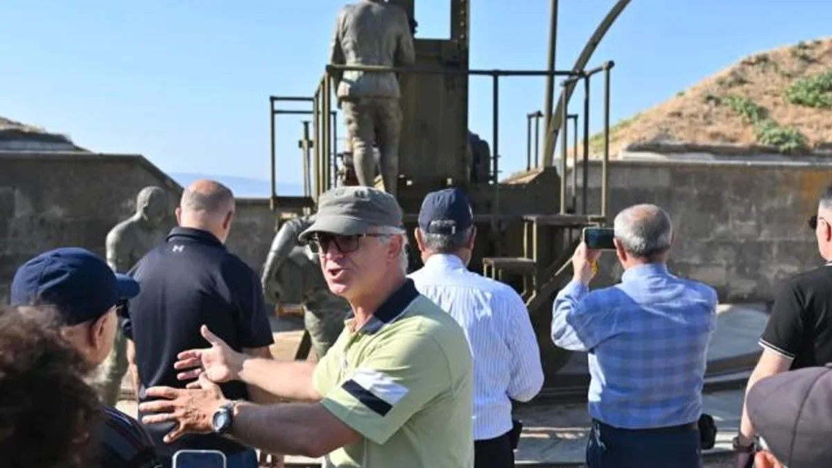 Manisalı gazi ve şehit yakınları Çanakkale'de tarihi soludu