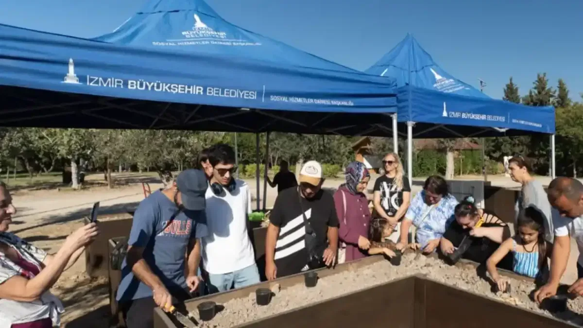 İzmir'de yeşil alanlar 103 etkinlikle buluşma noktası oldu