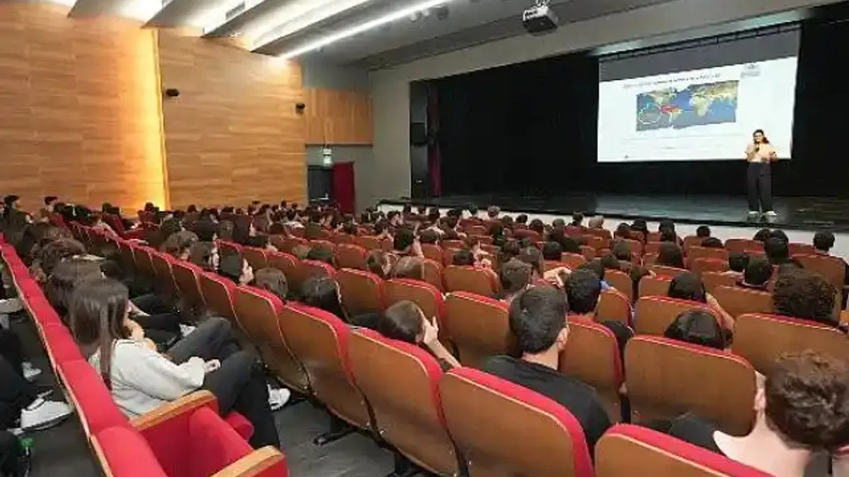 Gaziemir Belediyesi'nden 4 bin 341 öğrenciye geri dönüşüm eğitimi