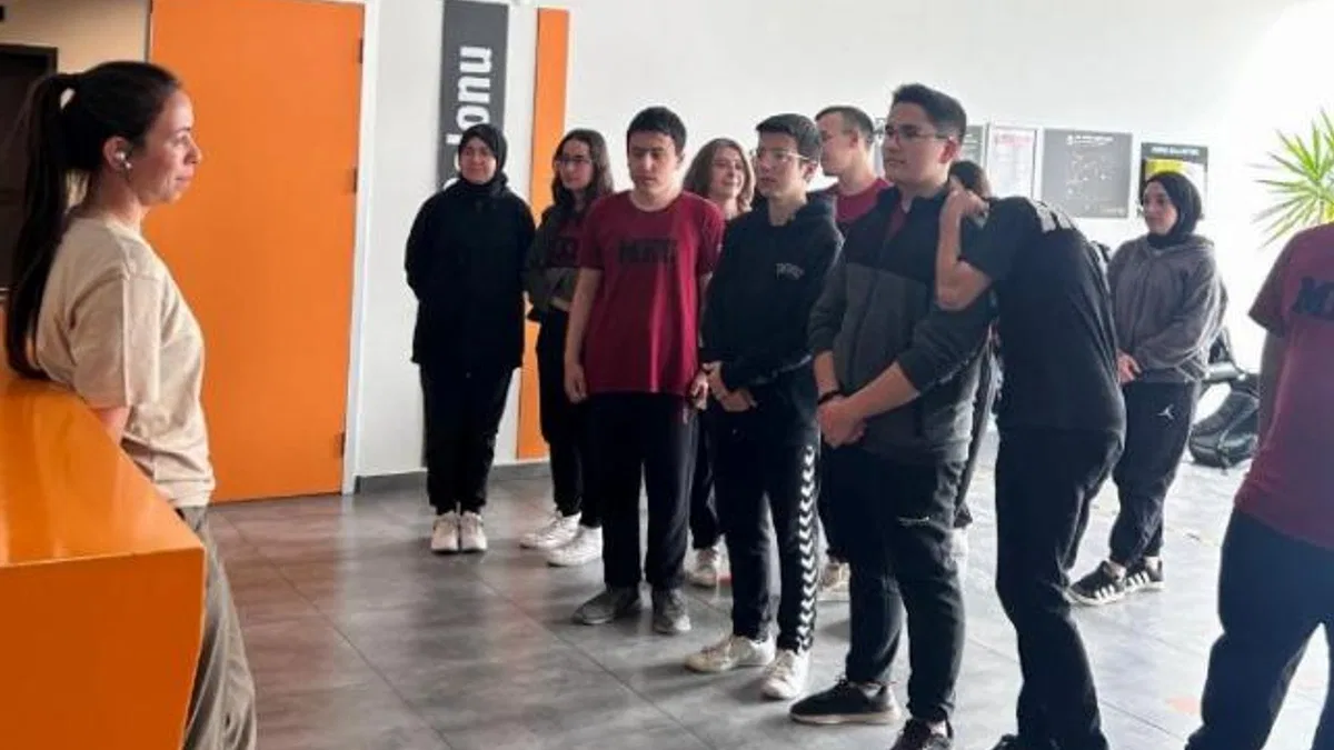 Nilüfer Belediyesi’nden öğrencilere simülatörlü eğitim