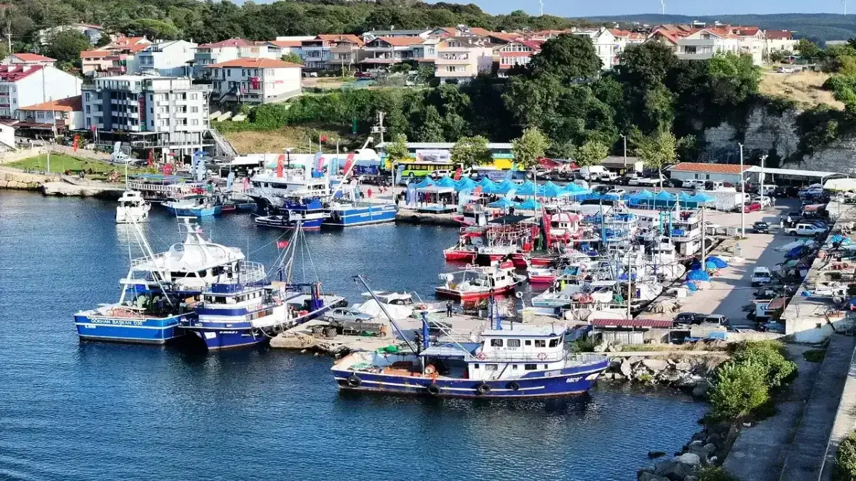 Kocaeli'de balıkçılara milyonlarca liralık belediye desteği