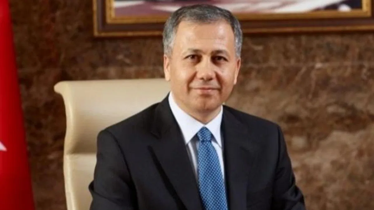İçişleri BakanYerlikaya: "Her bina umutları başlatıyor"