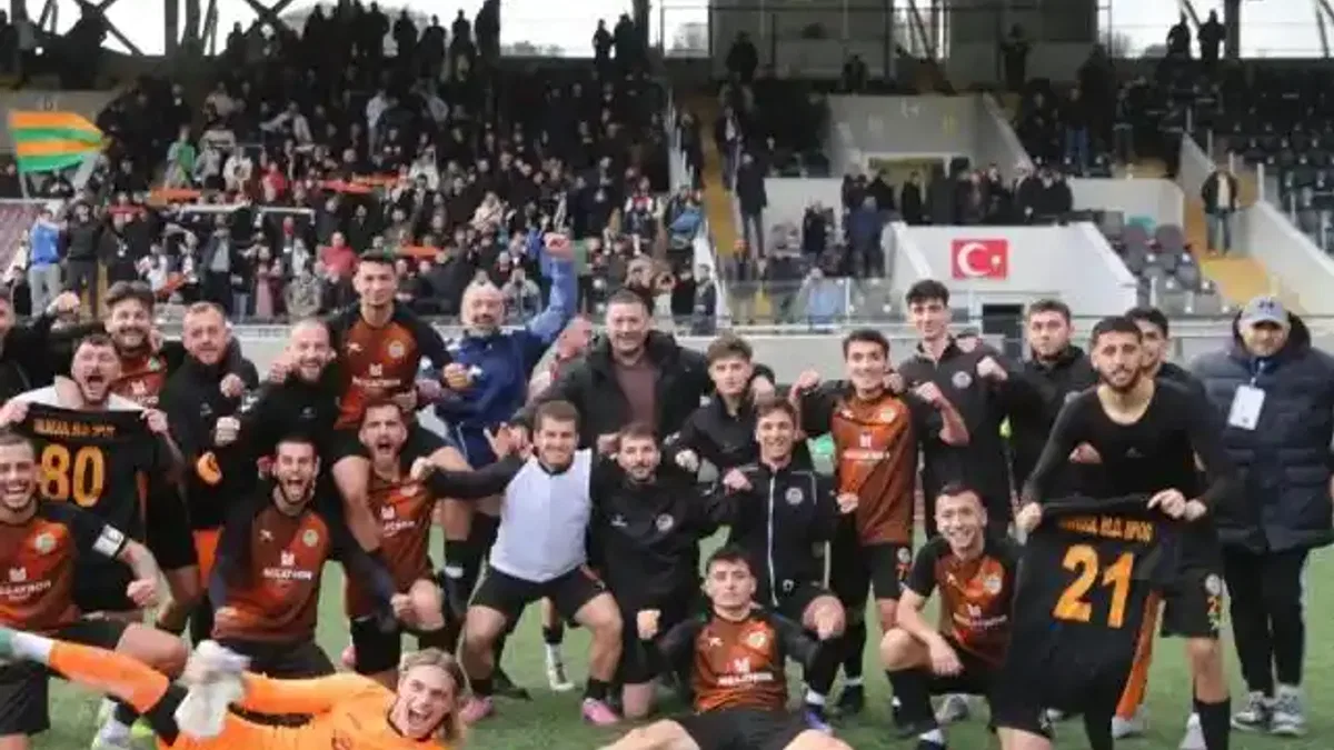 Artvin Murgul Belediyespor 3 puanı 3 golle aldı