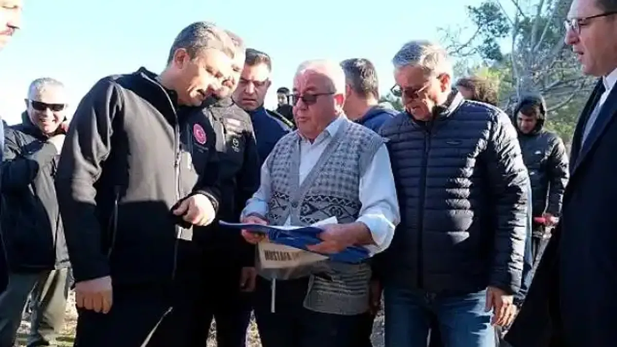 Topçu Yüzbaşı Aker, Kemer'de düzenlenen bir dizi etkinlikle anıldı