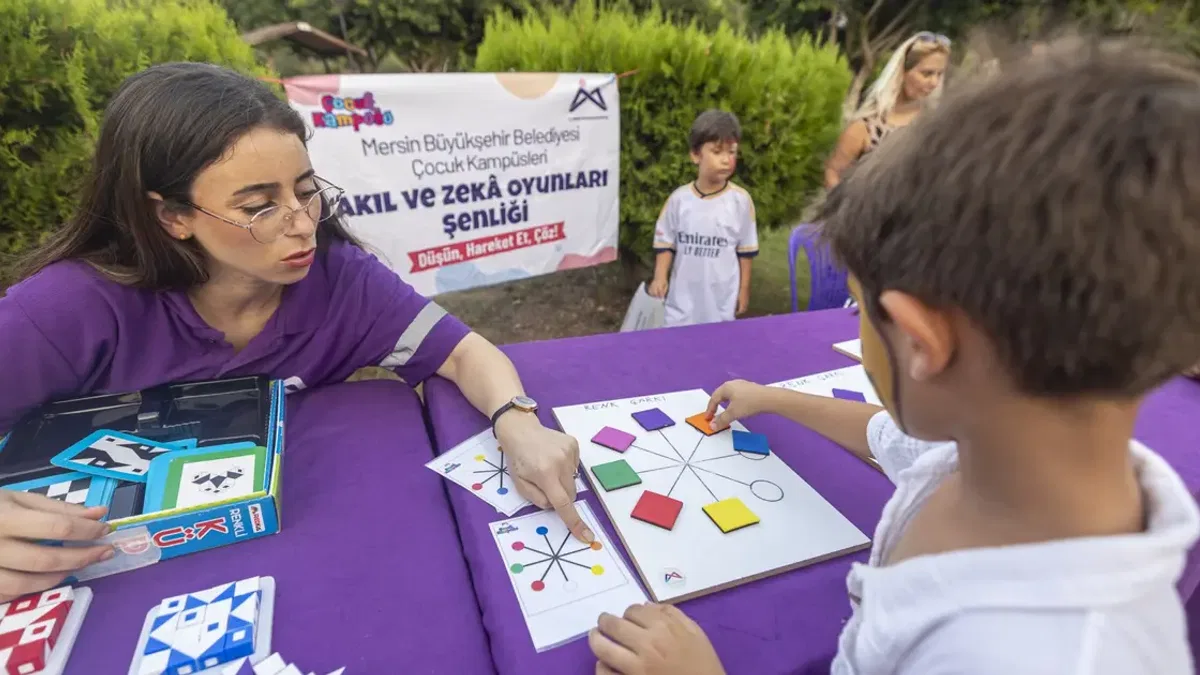 Mersin’de çocuklar akıl ve zeka oyunlarıyla buluştu