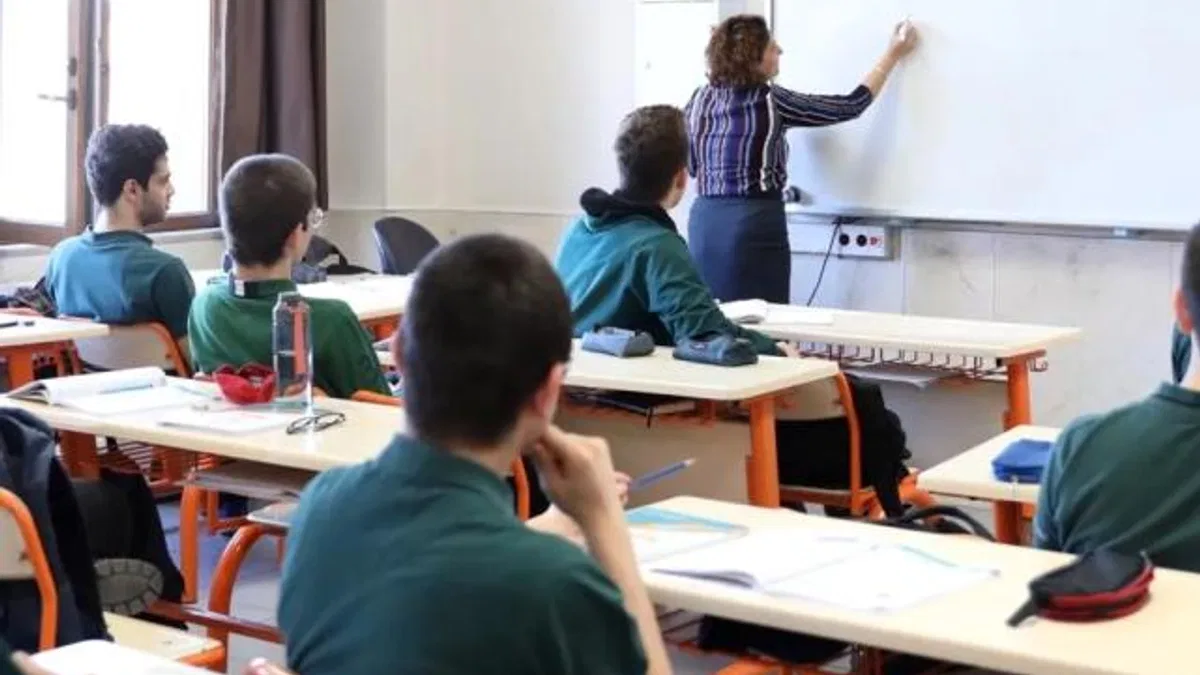 Öğretmenlerin yer değiştirme takvimleri belli oldu