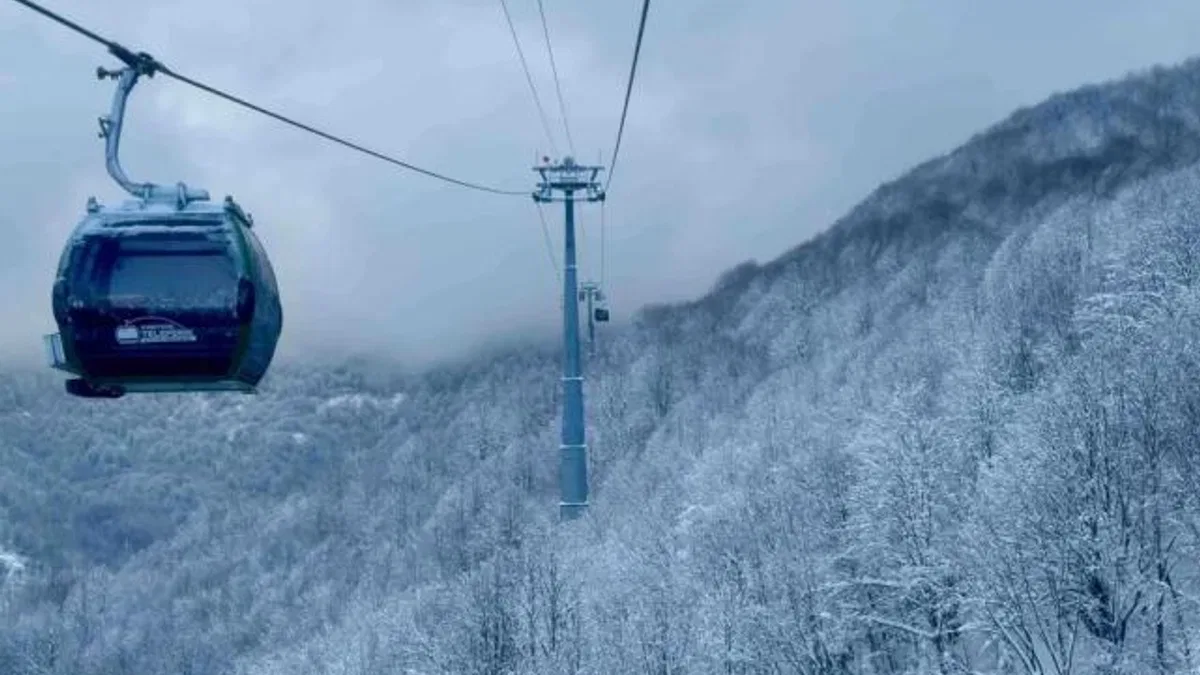 Karatepe'de teleferik keyfine kaldığı yerden devam