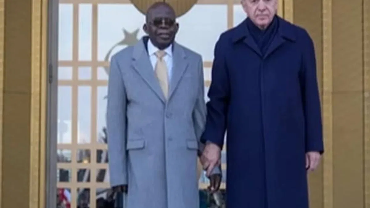 Nijerya Cumhurbaşkanı Külliye'de
