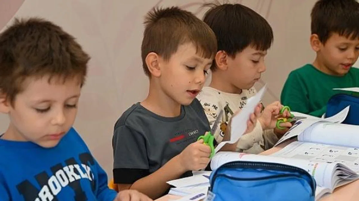 Selçuklu Belediyesi, Selçuklu Sanat, Eğitim, Teknoloji ve Atölye Programları (SETAP) kapsamında faaliyetlerini sürdüren Hatice Hatun Çocuk Mektebi'nde yeni dönem eğitimleri devam ediyor
