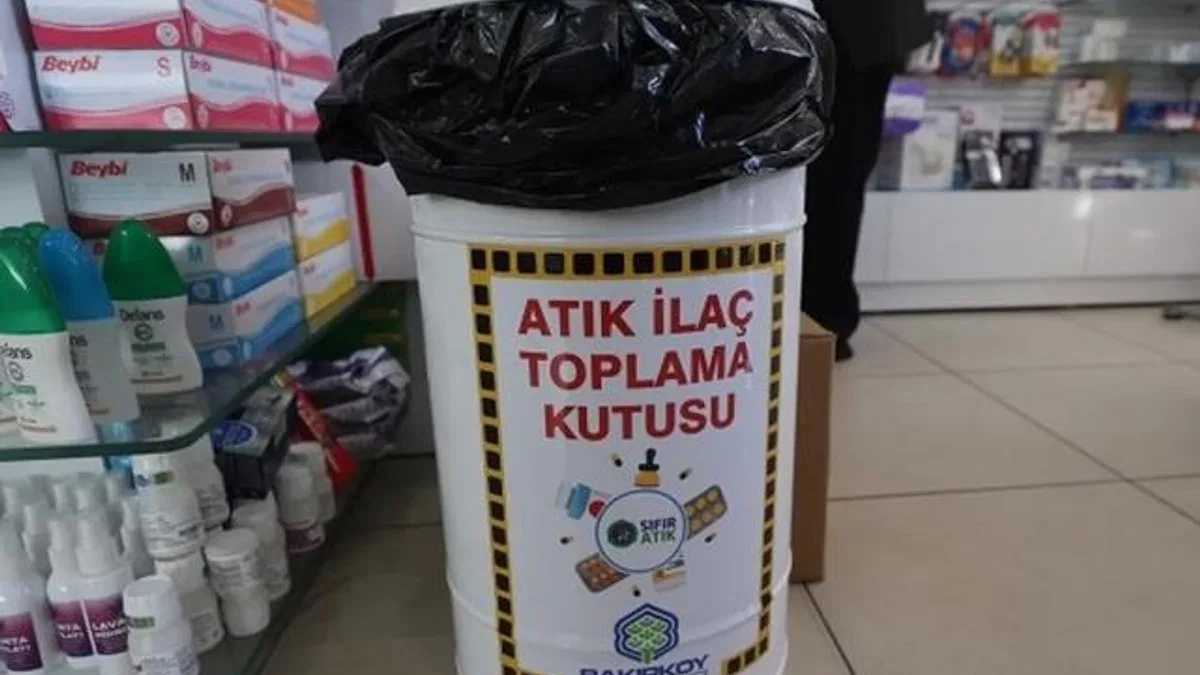 İstanbul Bakırköy'de atık ilaçlar toplanıyor