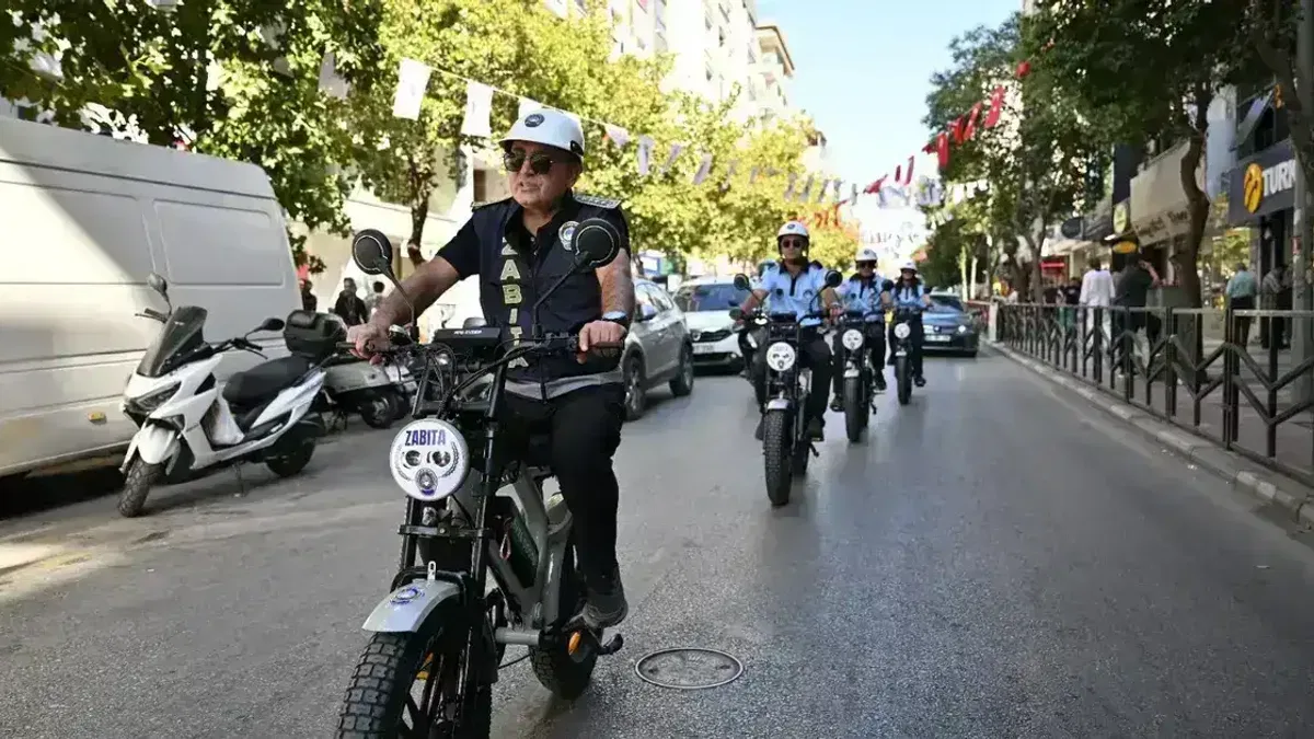 Manisa’da yere çöp atana 4 bin TL ceza