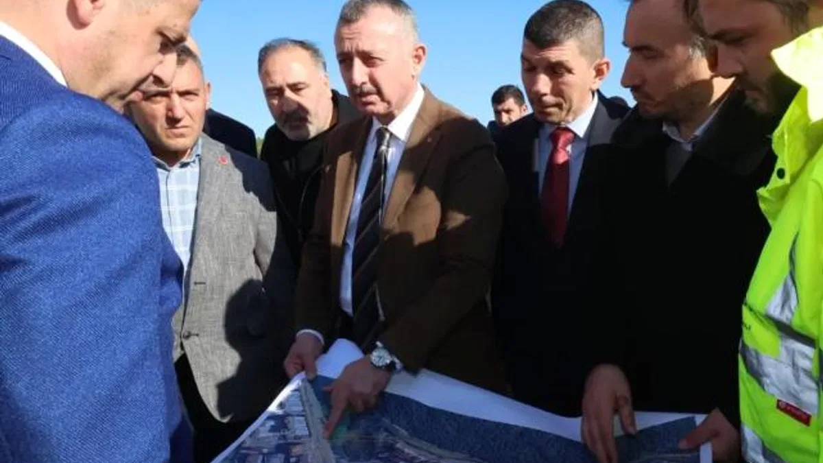 Başkan Büyükakın, Gebze'deki yol çalışmalarını inceledi