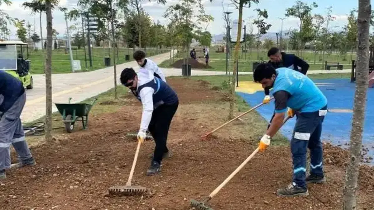 Gebze Millet Bahçesi'nde etkin çalışma