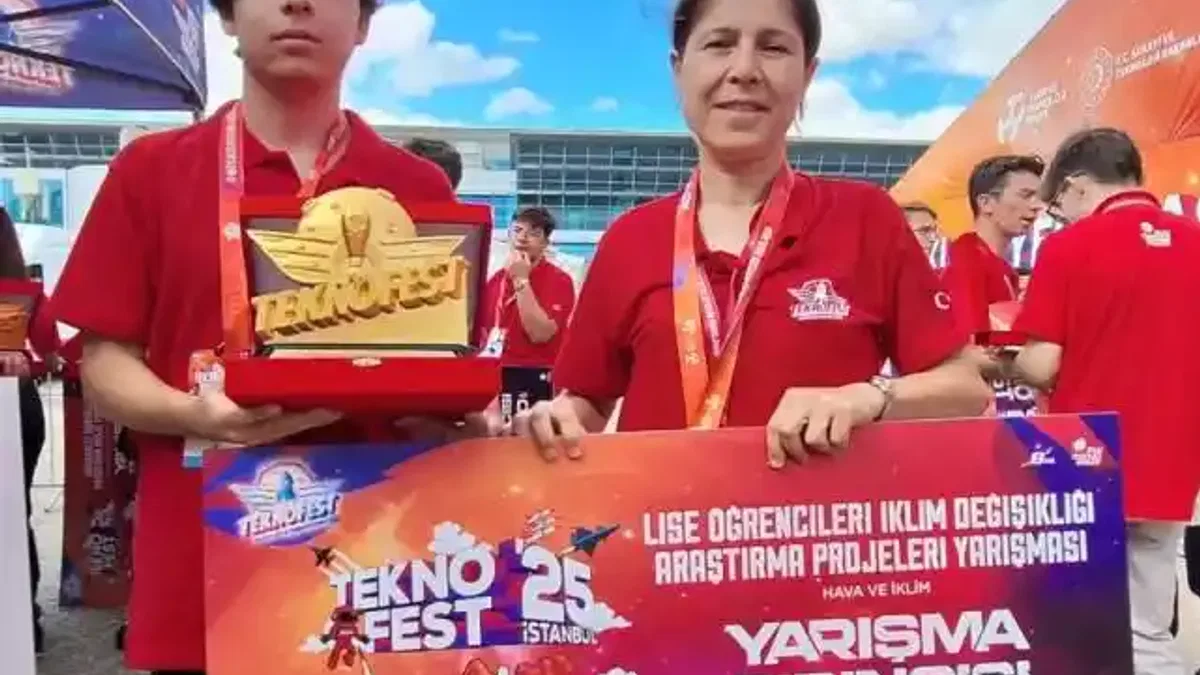 İzmirli genç TEKNOFEST 2025’te Türkiye birincisi oldu
