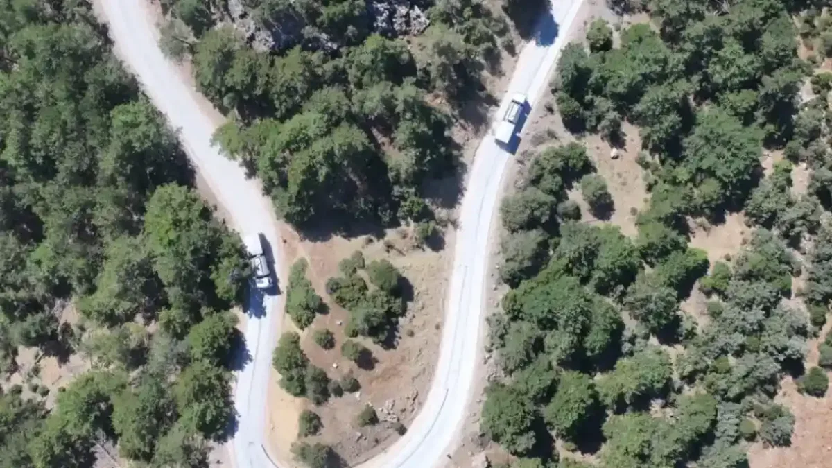 Manisa Ayvacık yoluna 6 kilometrelik asfalt