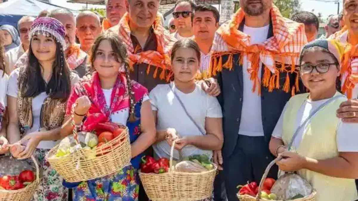 Başkan Tugay Bardacık Şenliği'ne katıldı