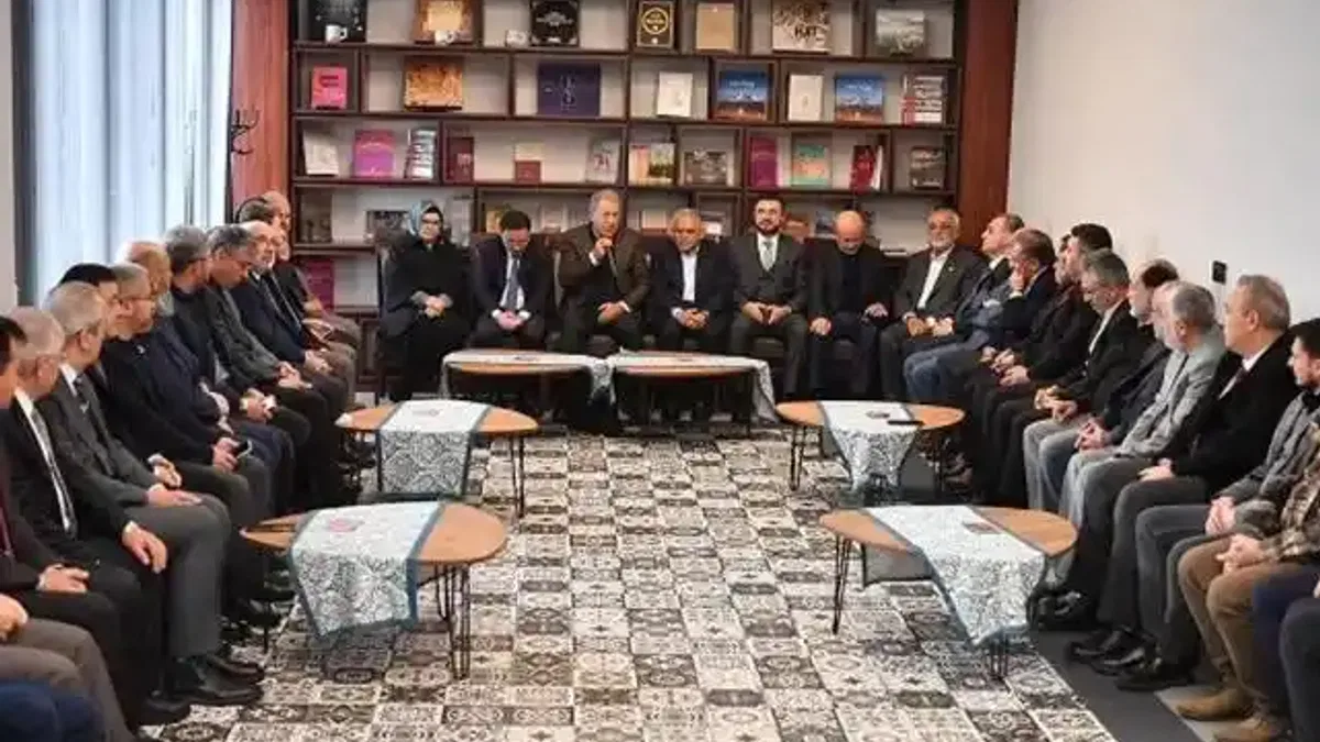 Kayseri protokolü kanaat önderleriyle buluştu