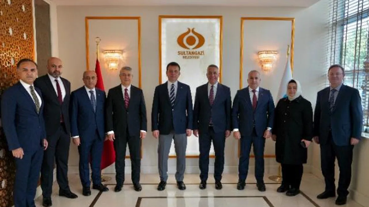 İmamoğlu Sultangazi Belediye Başkanı Dursun'u tebrik etti