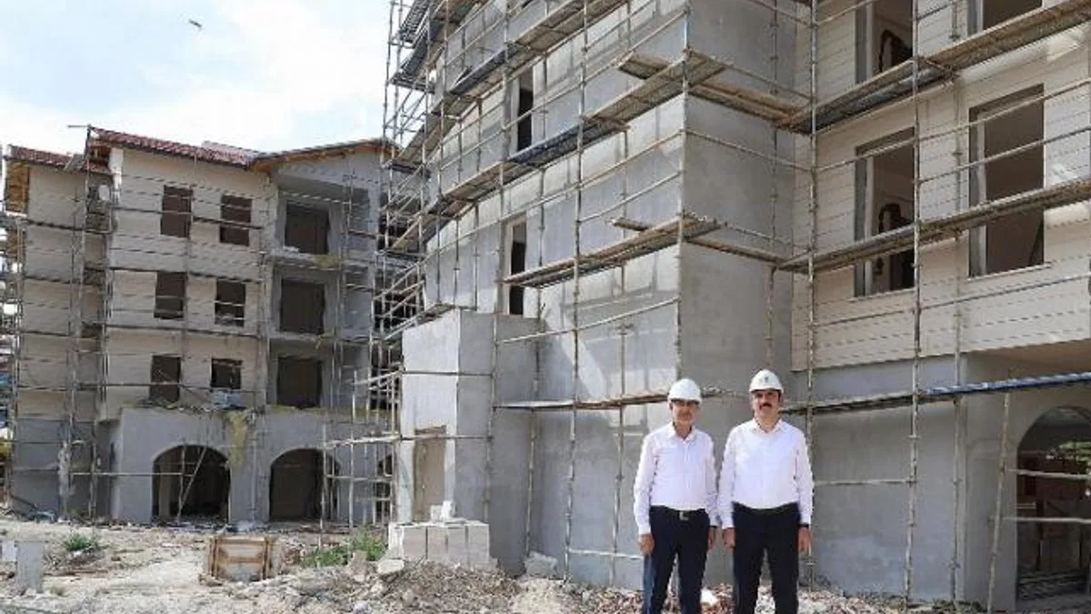 Başkan Altay'tan Kadınhanı’na yakın mercek