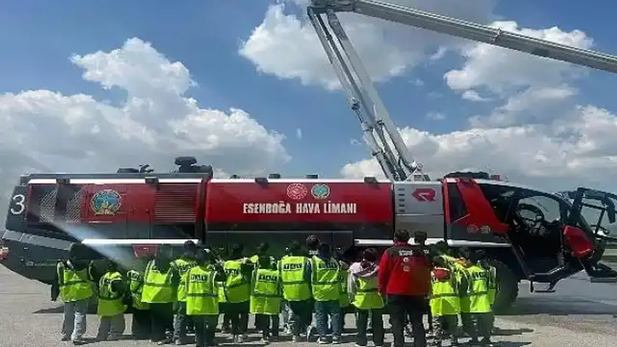 TAV Havalimanları'ndan çocuklara özel dijital güvenlik farkındalık kitabı