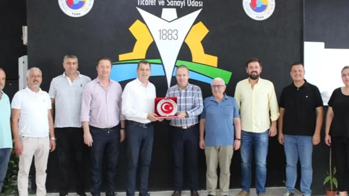Vecdi Gündoğdu Kırklareli Ticaret ve Sanayi Odası'nı ziyaret etti