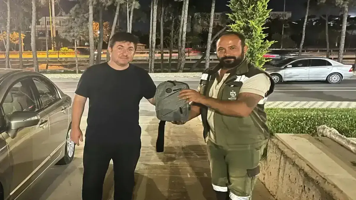 Gebze'de bulunan 400 bin liralık altın sahibine ulaştırıldı
