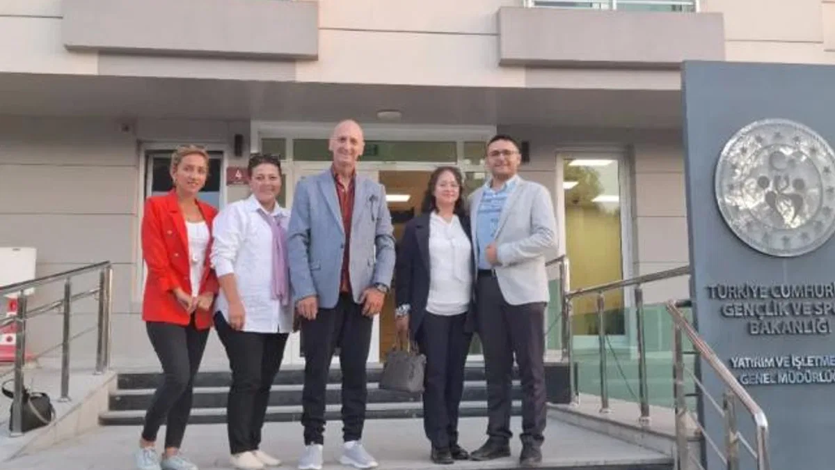 Gençleşen Türküler’den Ankara çıkarması